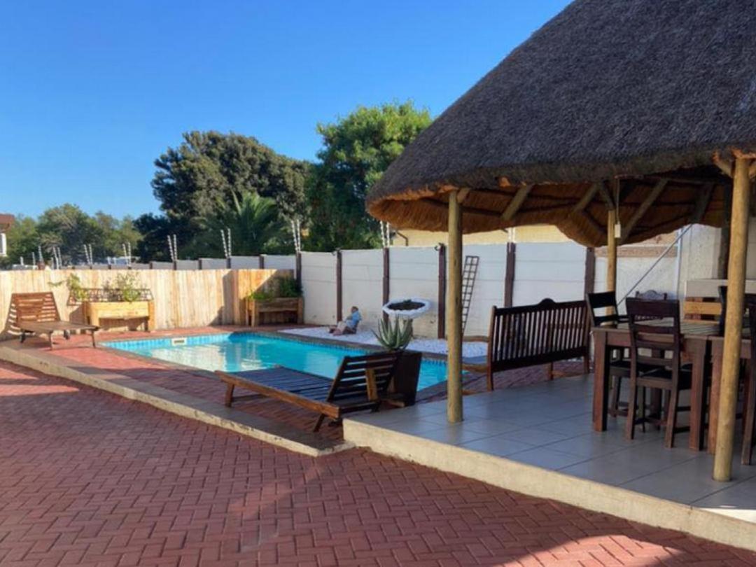 Dalarize Guesthouse Windhoek Eksteriør bilde